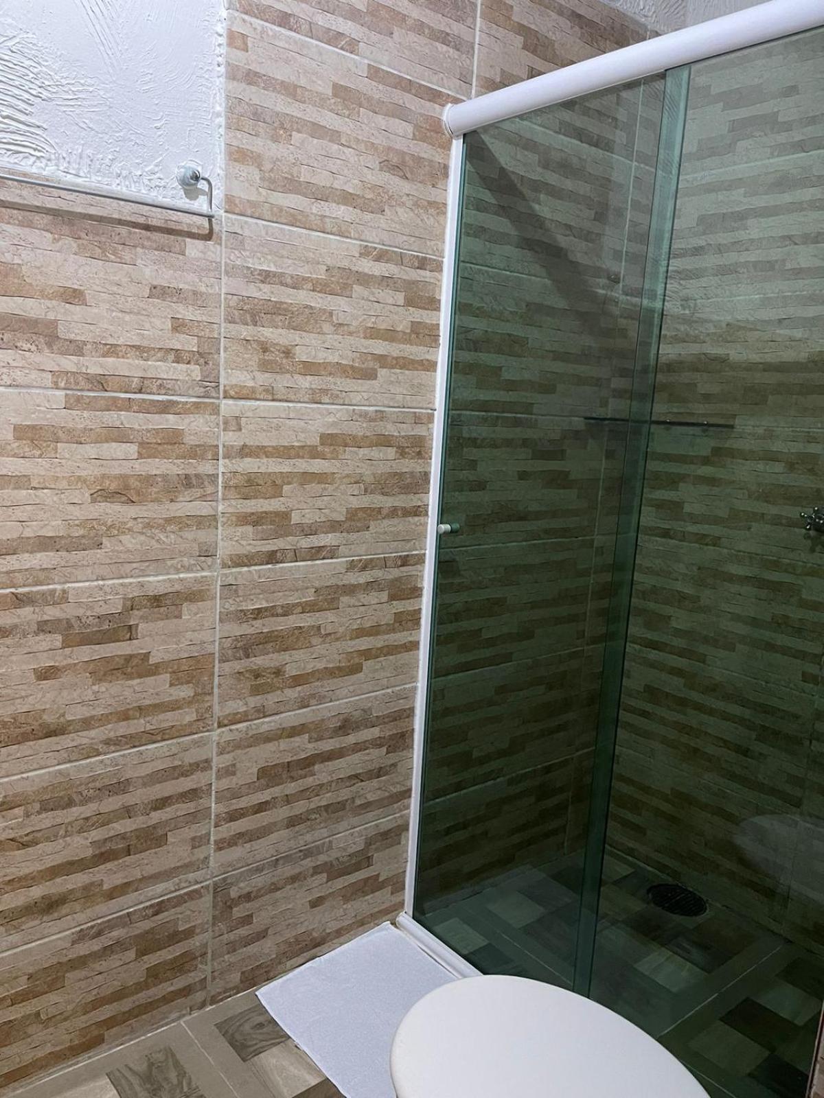 Coruja Maresias - Pousada Com Piscina, Ar Condicionado E Enxoval A 680M Da Praia Bilik gambar